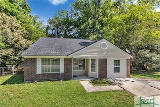 65 Falcon Dr, Richmond Hill, GA 31324