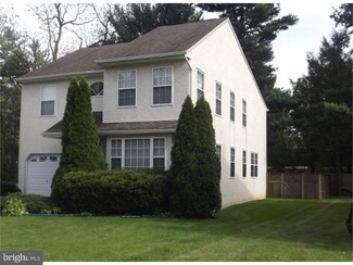 2918 Copper Beach Ln, Secane, PA 19018