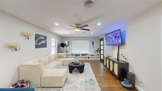 1408 Briarwood Blvd, Arlington, TX 76013