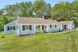 12 Schoolhouse Ln, Morristown, NJ 07960