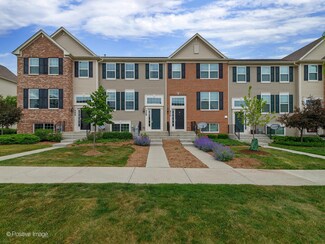 468 Town Center Blvd, Gilberts, IL 60136