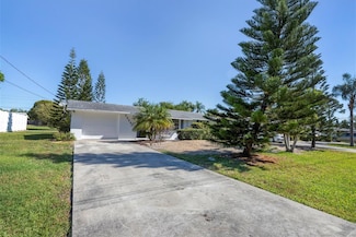 2323 Doud St, Sarasota, FL 34231