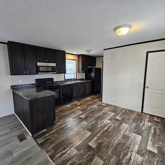 5720 Alta Vista Ct, Fort Wayne, IN 46818