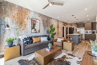 303 31st Ave N Unit 207, Nashville, TN 37203