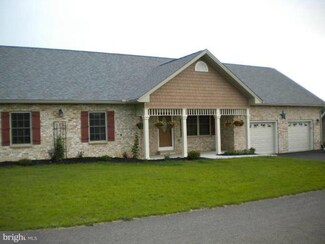 108 Parkview Dr, Grantsville, MD 21536