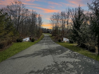 16 Autumn Oaks Dr Unit 48, Beckley, WV 25801
