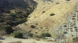 145 Las Llajas Canyon, Simi Valley, CA 93063