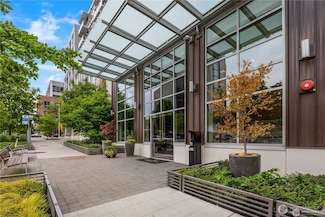 588 Bell St Unit 2702S, Seattle, WA 98121