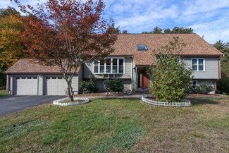 423 Massapoag Ave, Sharon, MA 02067