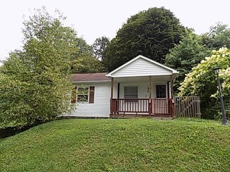 1007 Terrace Ave, Apollo, PA 15613