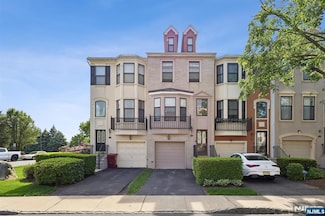 310 Wilshire Dr Unit 3011, Nutley, NJ 07110