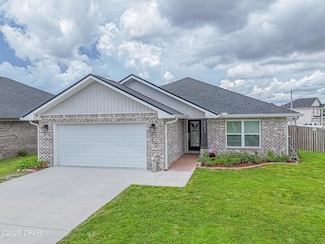 3832 Heartwood St, Panama City, FL 32404