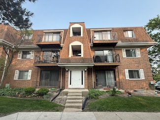 4170 Cove Ln Unit 2B, Glenview, IL 60025