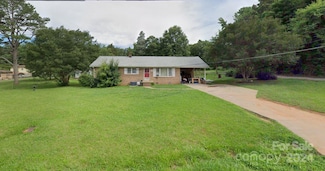 711 Pine Tree Es Dr, Salisbury, NC 28144