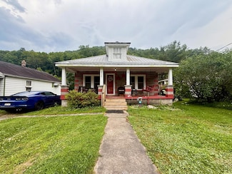4368 Anawalt Ridge Rd, Anawalt, WV 24808