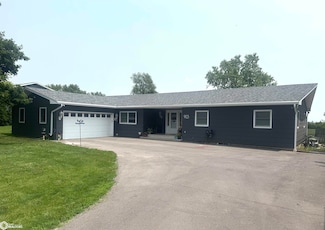 903 S Cherry St, Creston, IA 50801