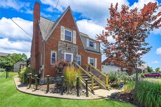 627 Greenlee Rd, Pittsburgh, PA 15227