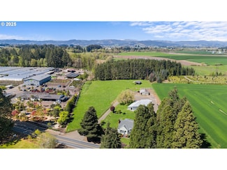 4095 NW Susbauer Rd, Cornelius, OR 97113