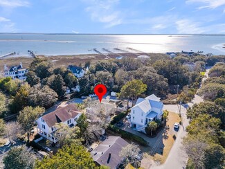 102 Live Oak Dr, Mount Pleasant, SC 29464