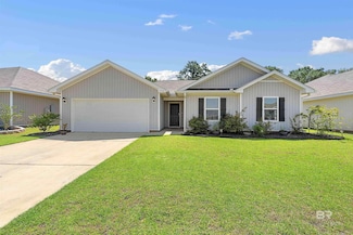 19116 Chipola Dr, Robertsdale, AL 36535