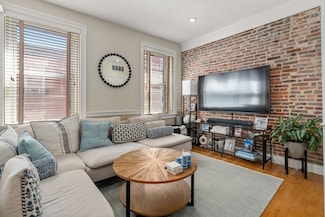 34 Clark St Unit 7, Boston, MA 02109