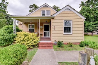 9206 Dixon Rd, Suffolk, VA 23433