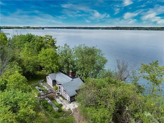 2900 W Lake Rd, Skaneateles, NY 13152