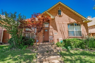 8125 Springmoss Dr, Plano, TX 75025