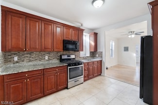30 Grace St, Irvington, NJ 07111