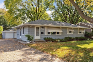 419 Monroe Ave S, Hopkins, MN 55343