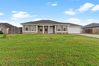 1660 Whirlaway Ln, Prairie Grove, AR 72753