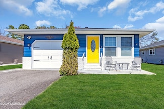 802 Jamaica Blvd, Toms River, NJ 08757