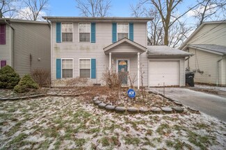 131 Brace Ave, Elyria, OH 44035
