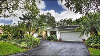 710 San Juan Dr, Coral Gables, FL 33143