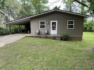 3605 W Overland Cir, Harrison, AR 72601