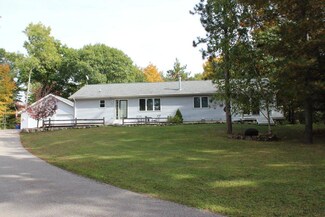 1670 E Slater Rd, Cheboygan, MI 49721