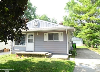 19101 Colorado St, Roseville, MI 48066