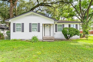 153 E Rittenhouse St, Houston, TX 77076
