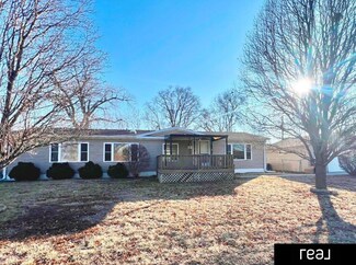 1327 Avenue J, Council Bluffs, IA 51501