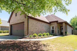 2719 Oxmoor Way, Birmingham, AL 35211