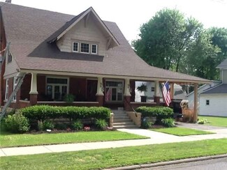106 E Maple St, Liberty Center, OH 43532