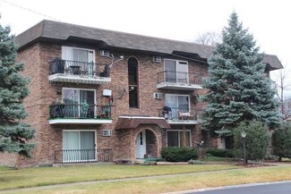 8059 W 84th St Unit 2C, Justice, IL 60458