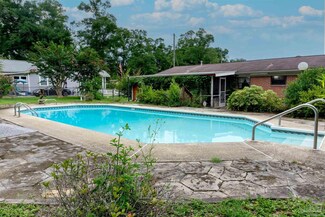 403 N 73rd Ave, Pensacola, FL 32506