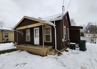 2247 Temple Ave, Waterloo, IA 50702