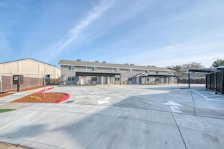 5242 E Liberty Ave Unit 104, Fresno, CA 93727