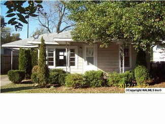 1804 College St SE, Decatur, AL 35601