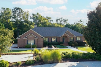 109 Oakmonte Cir, Greenwood, SC 29649