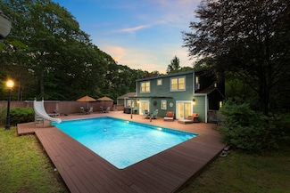 63 Scrimshaw Ln, Amagansett, NY 11930