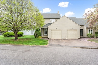 97 Nipmuc Trail Unit A, North Providence, RI 02904