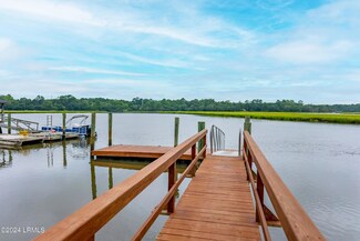 1809 Dolphin Row Dr, Beaufort, SC 29906